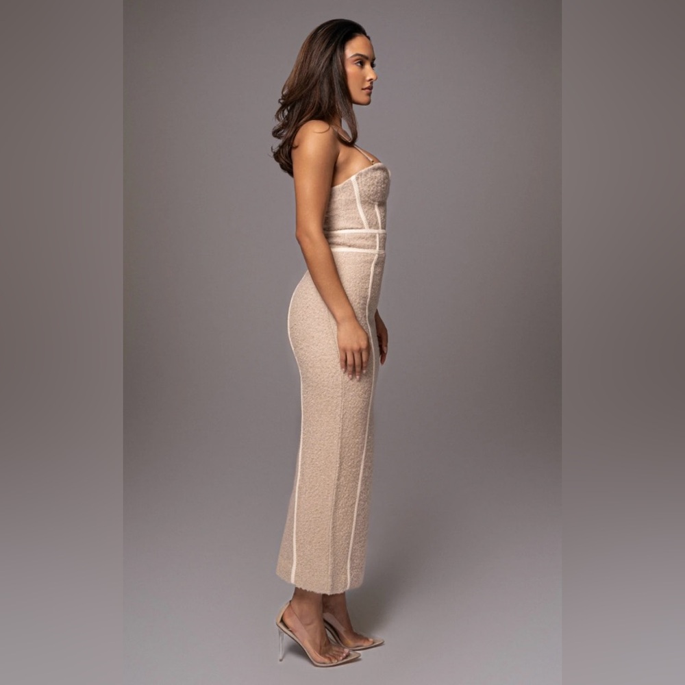JLUXLABEL Long Cream Teddy Coat with Contrast Trim, skirt nd top included - Picture 5 of 16